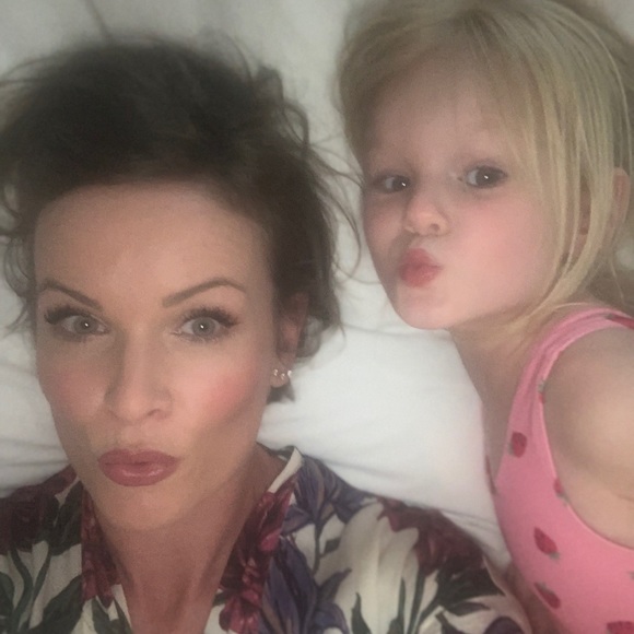 Meet your Posher, Mia - Picture 1 of 1